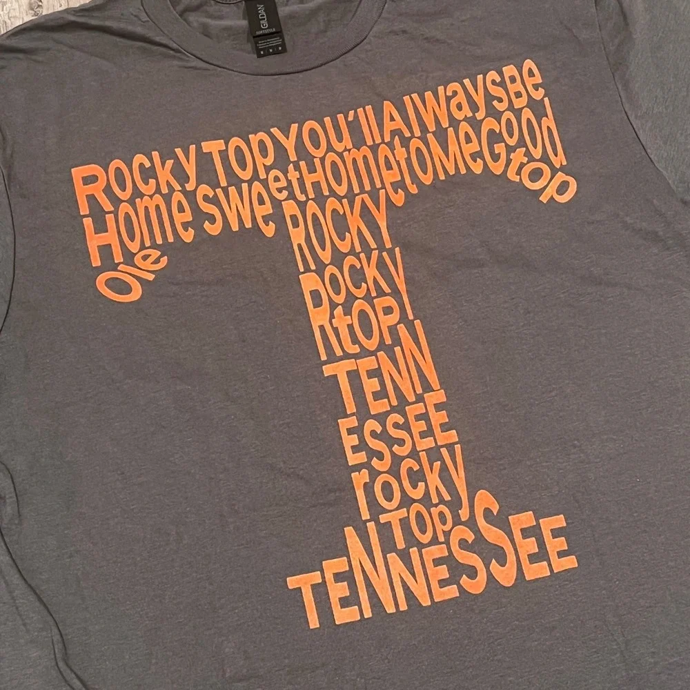 Tennessee Vols Rocky Top‎ NCAA T Shirt Gildan Gray Medium